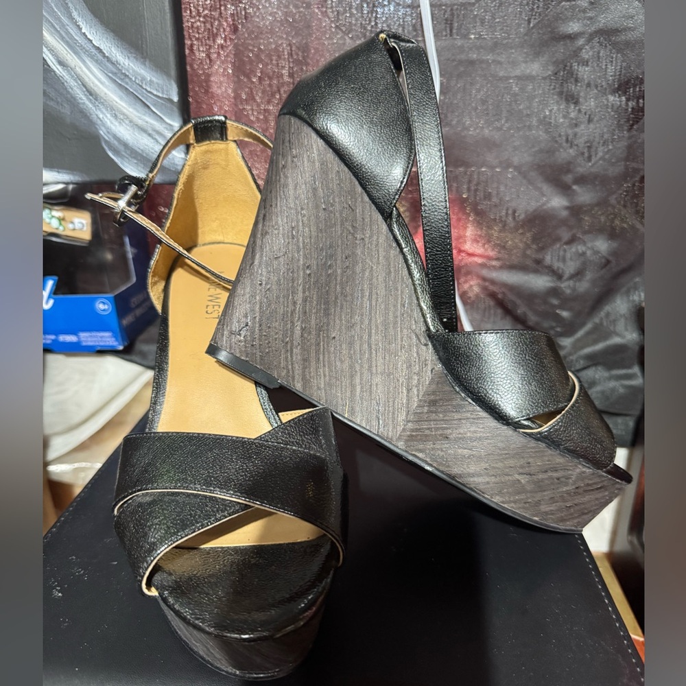Nine West Black and Brown Wedge Sandals